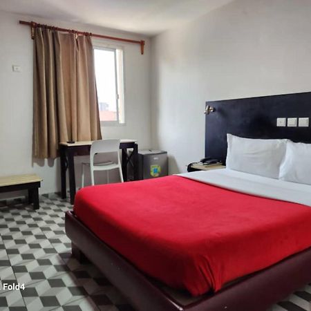 Golden Hotel Abidjan Ngoại thất bức ảnh