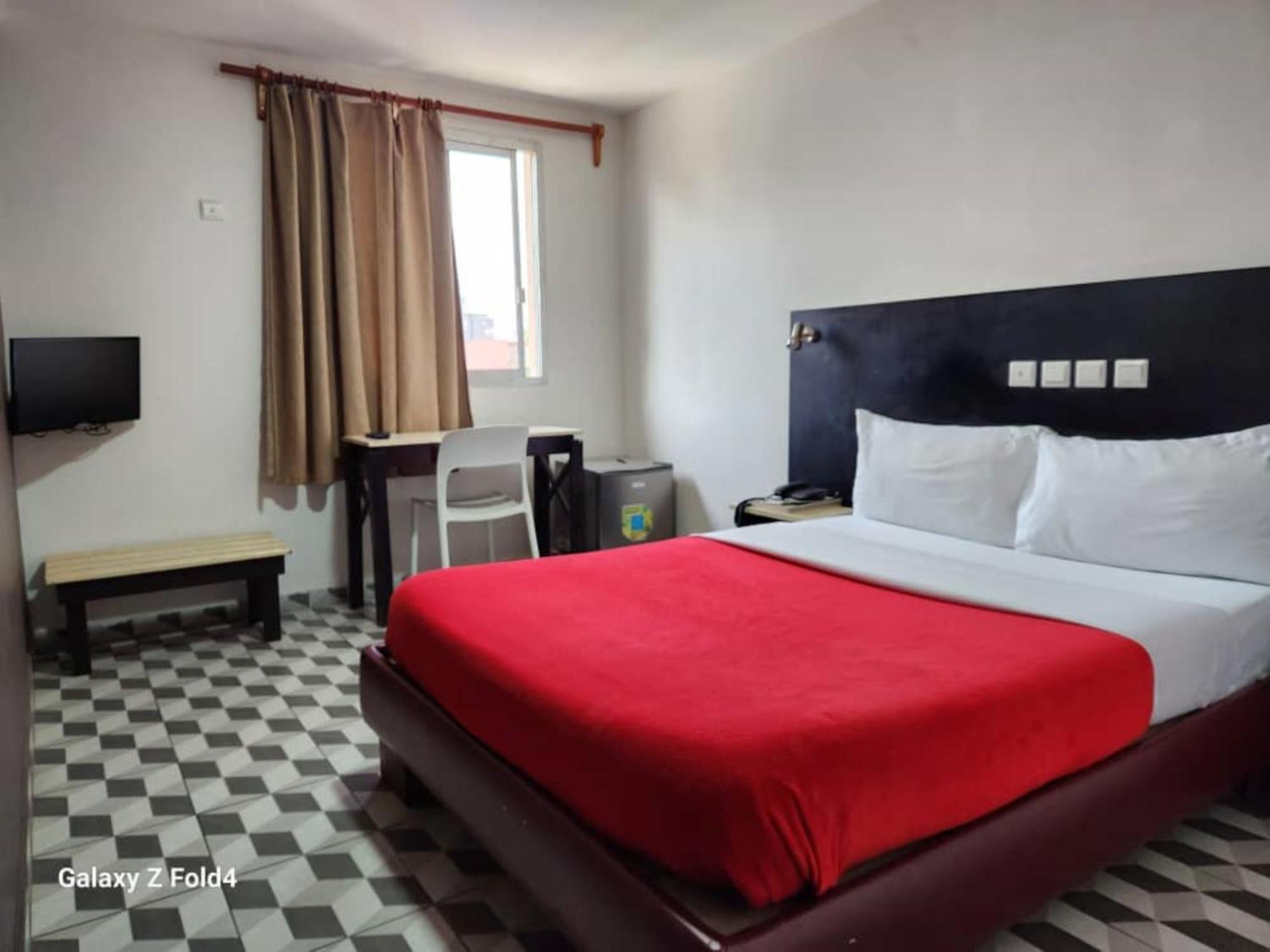 Golden Hotel Abidjan Ngoại thất bức ảnh