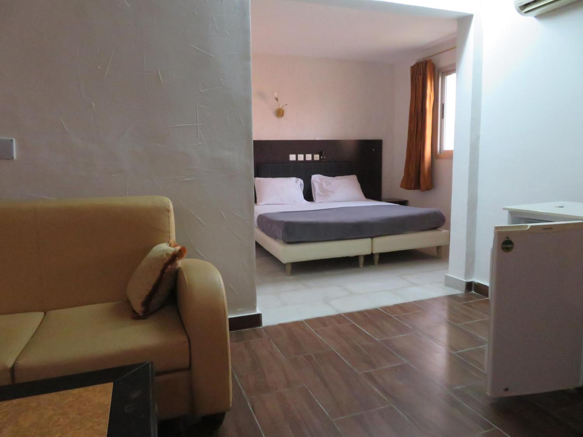 Golden Hotel Abidjan Ngoại thất bức ảnh