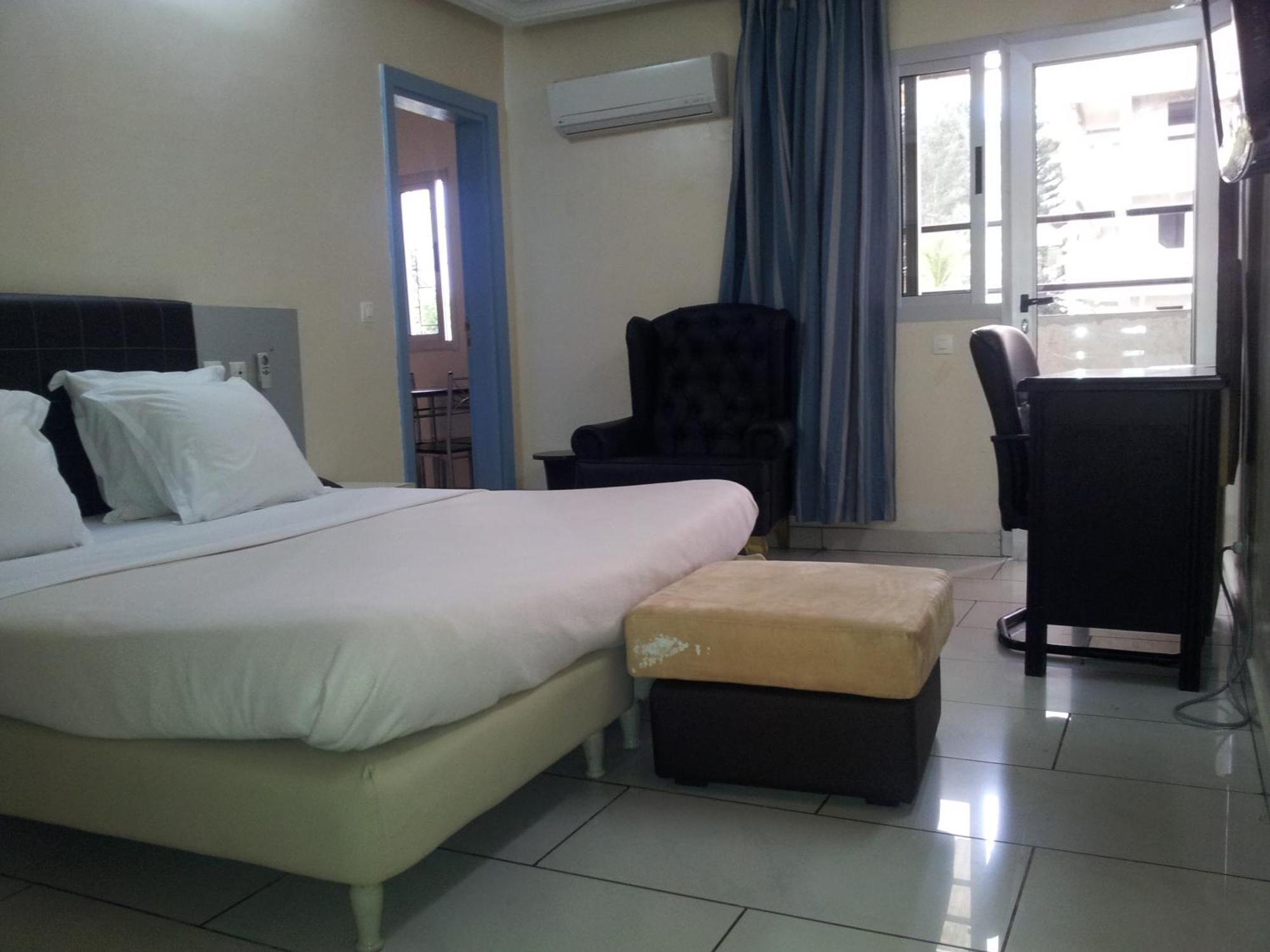 Golden Hotel Abidjan Ngoại thất bức ảnh